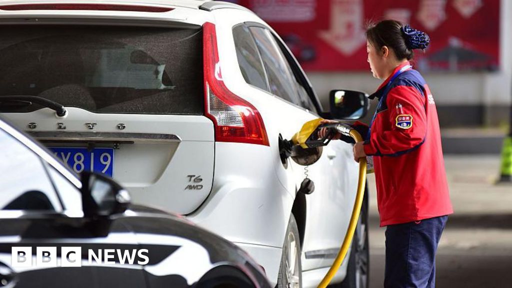 Oil prices reach peak not seen since 2022 following news of Trump receiving updates on Iran strategies.