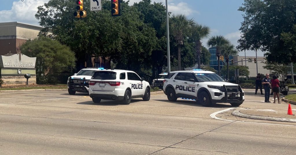 One dead and five injured in Louisiana mall shooting incident.