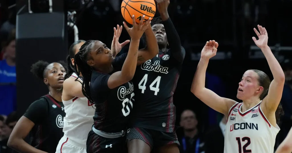 South Carolina defeats unbeaten UConn in women's Final Four matchup