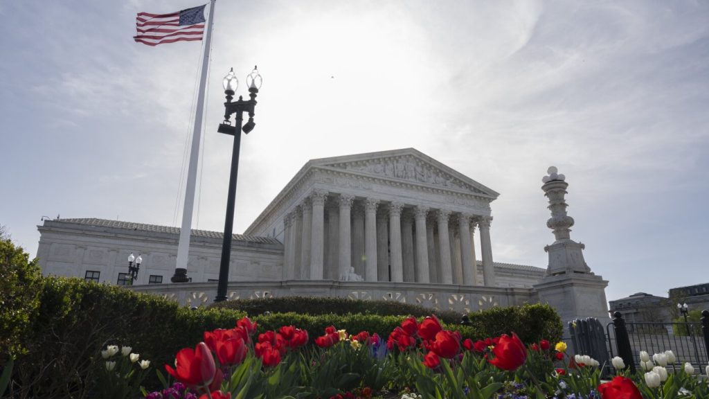 Supreme Court shows inclination to terminate TPS status for certain migrants