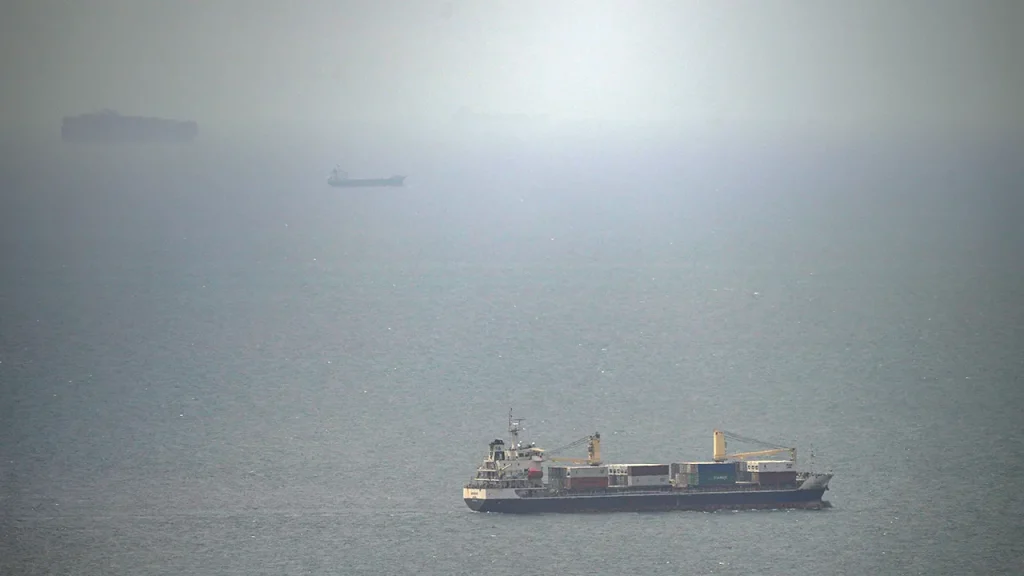 [Tankers evading detection to conceal $800 million worth of Iranian oil face sanctions.