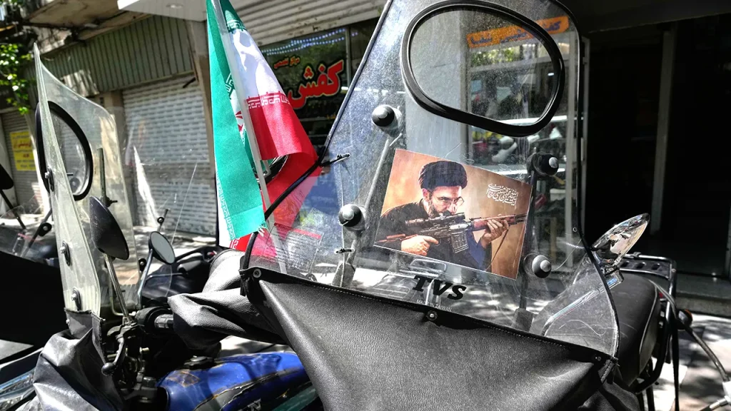 [Trump halts discussions with Iran in Islamabad, citing internal disputes and uncertainty.