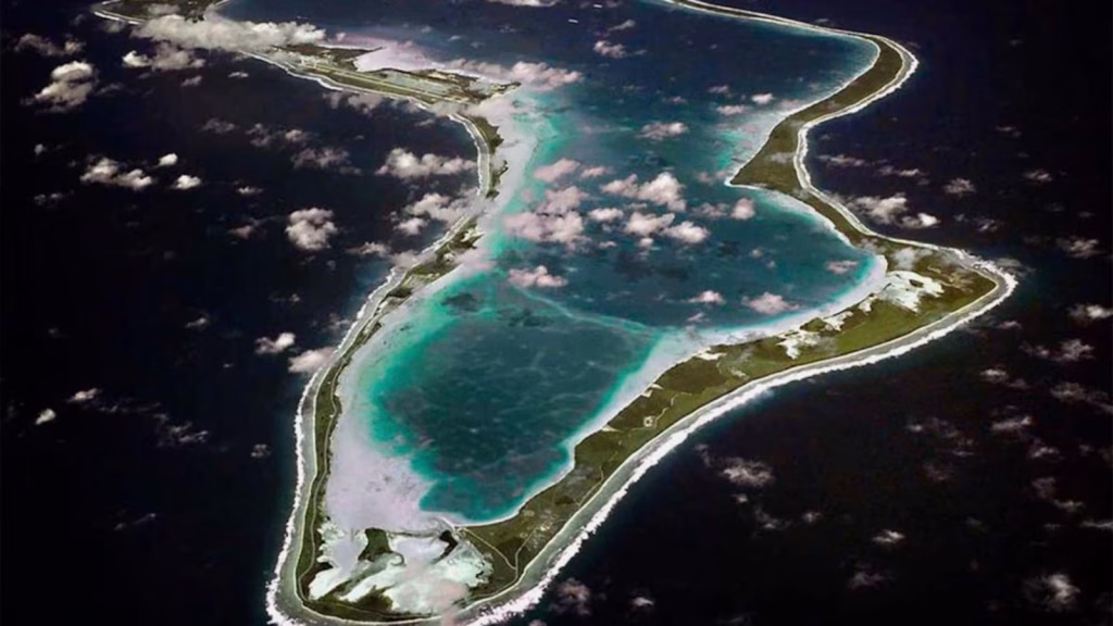 UK delays agreement on Chagos Islands transfer following Trump's withdrawal of backing.