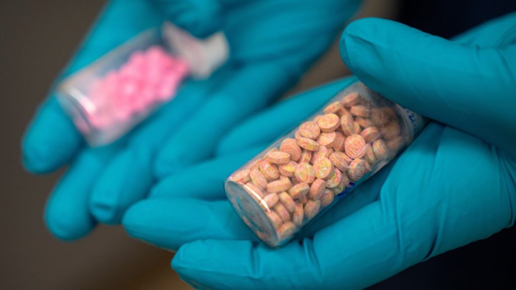 U.S. Overdose Deaths Show Significant Decrease, Complications Arise from Shifting Drug Supply