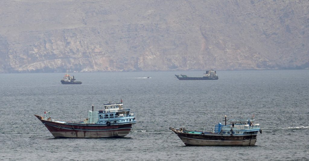 Understanding the Blockades by Iran and the U.S. in the Strait of Hormuz