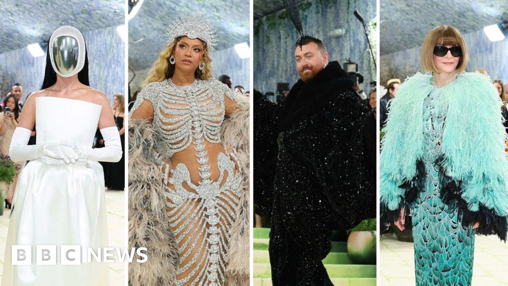 [Beyoncé, Rihanna, and Katy Perry attract attention on the red carpet.