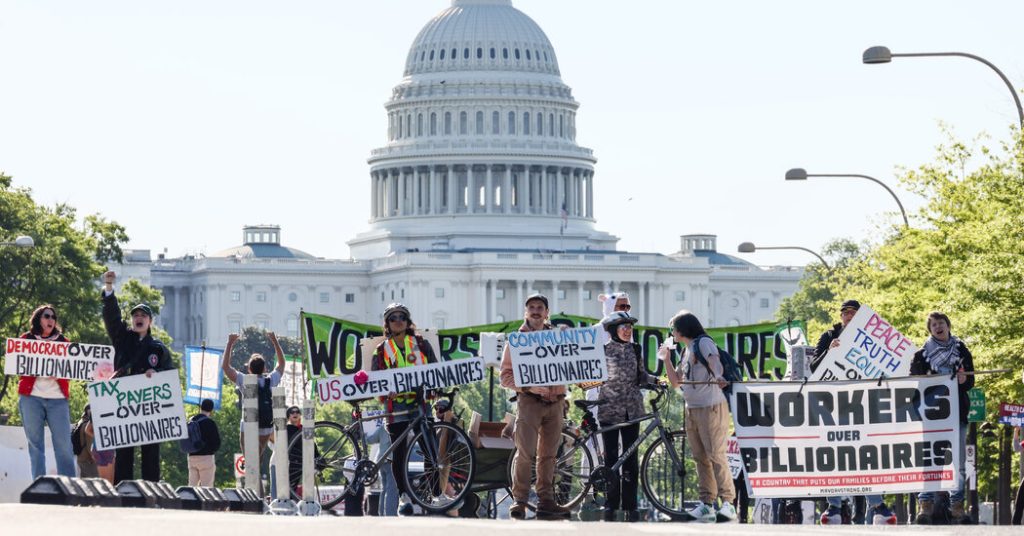 Nationwide Demonstrations on May Day Aim to Advocate for Workers' Rights
