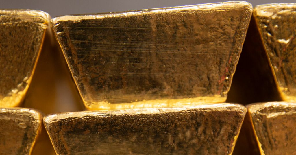 Reasons Behind Nations Increasing Gold Reserves