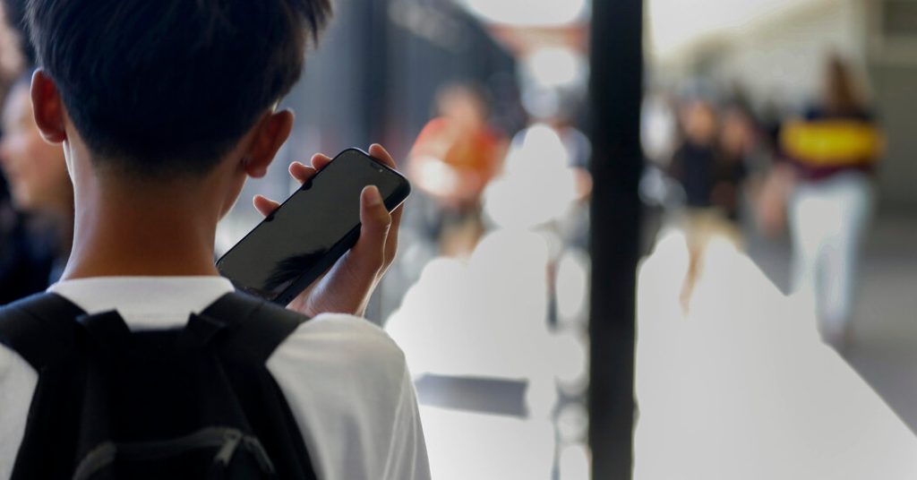 Research on School Cellphone Restrictions Yields Varied Outcomes