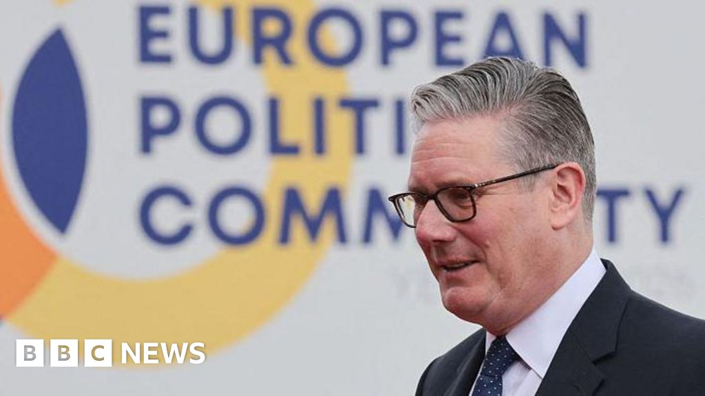 Starmer suggests that participating in Ukraine's loan could enhance relations with the EU.