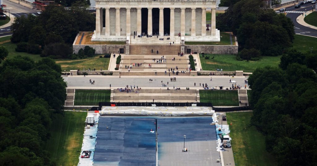 Trump Awarded Sole-Source Contract for Alteration of D.C.'s Reflecting Pool Color