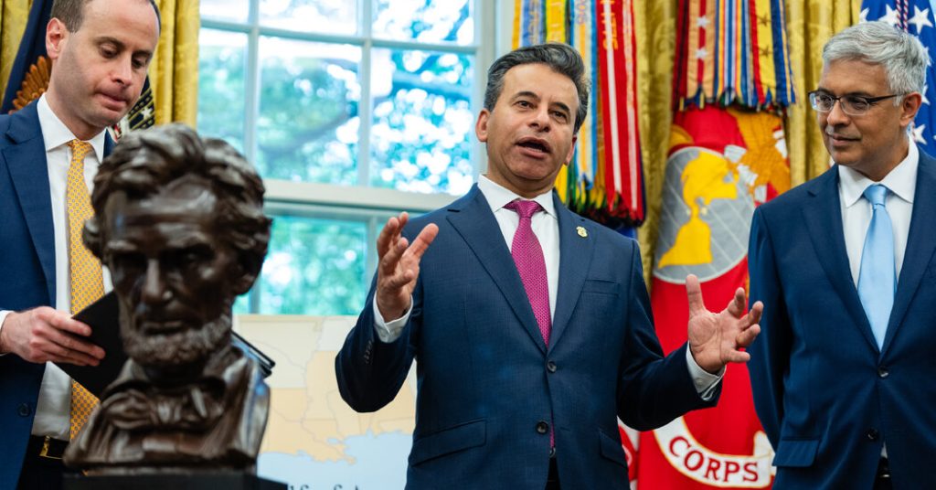 Trump Intends to Dismiss F.D.A. Commissioner Marty Makary