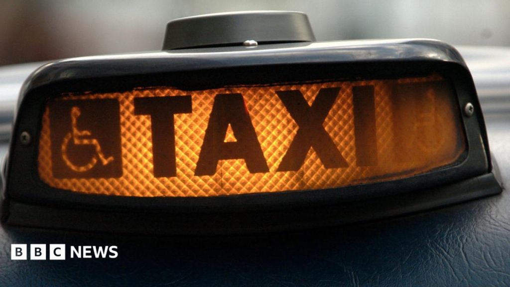 Taxi drivers in North Tyneside call on the council to approve an 8% increase in fares.